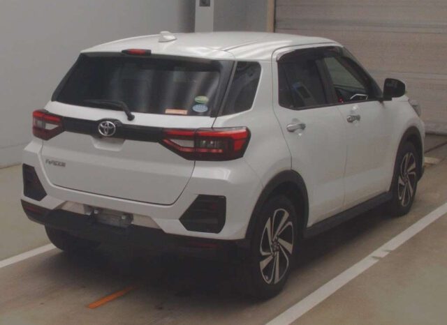 
								Toyota Raize full									