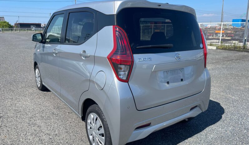 
								Nissan Days full									