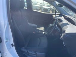 
										Toyota Prius full									