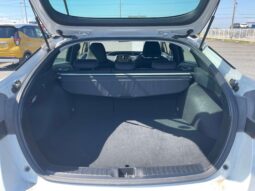 
										Toyota Prius full									