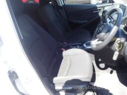 
										MAZDA DEMIO 2018/5 13S full									
