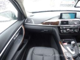 
										BMW 3 SERIES 2017/5 320I TOURING LUXURY full									