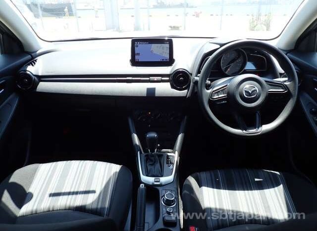 
								MAZDA DEMIO 2018/11 15C full									