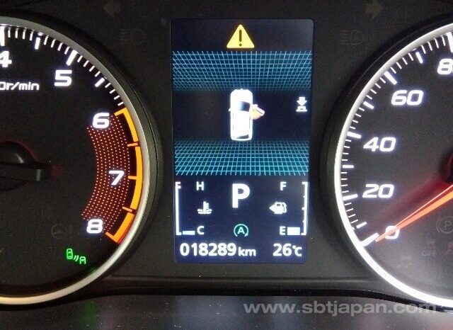 
								MITSUBISHI ECLIPSE CROSS 2023/6 G full									