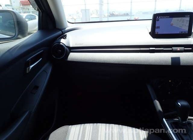 
								MAZDA DEMIO 2018/11 15C full									