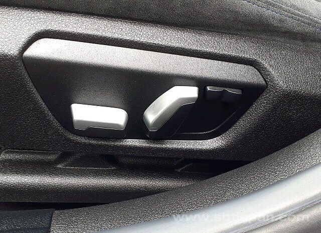 
								BMW 3 SERIES 2016/12 330E I PERFORMANCE M SPORTS full									