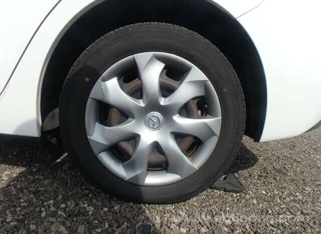 
								MAZDA AXELA 2017/4 15C full									