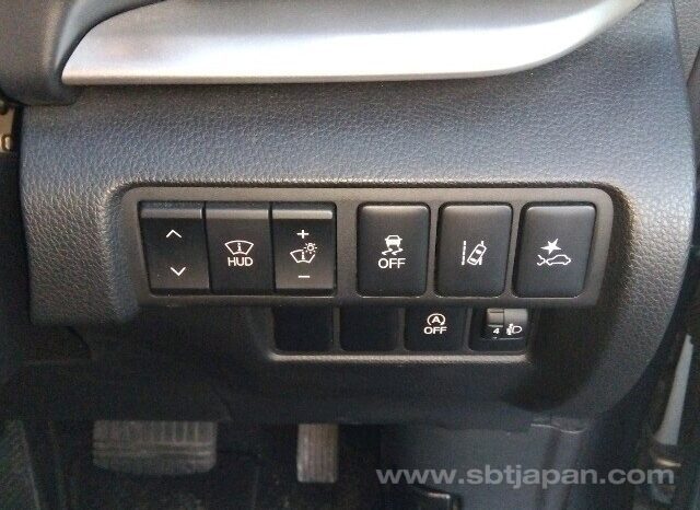
								MITSUBISHI ECLIPSE CROSS 2022/3 G PLUS PKG full									