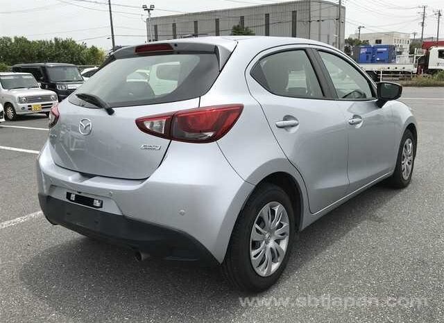 
								MAZDA DEMIO 2018/11 15C full									