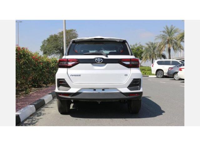 
								TOYOTA RAIZE 2023 GULF SPACE FULL AUTOMATIC full									