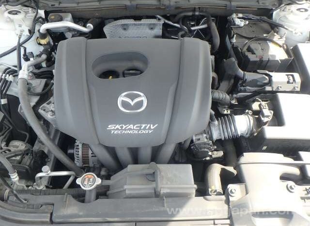 
								MAZDA AXELA 2017/4 15C full									