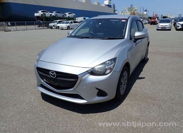 
								MAZDA DEMIO 2018/11 15C full									