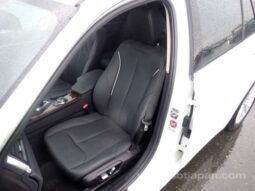 
										BMW 3 SERIES 2017/5 320I TOURING LUXURY full									