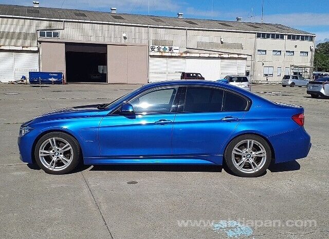 
								BMW 3 SERIES 2016/12 330E I PERFORMANCE M SPORTS full									