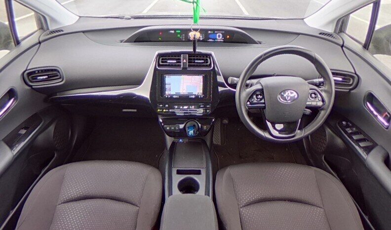 
								TOYOTA PRIUS 2019 S full									