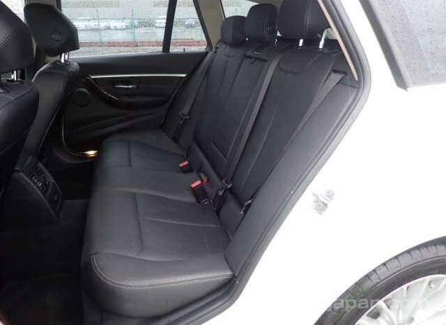 
								BMW 3 SERIES 2017/5 320I TOURING LUXURY full									