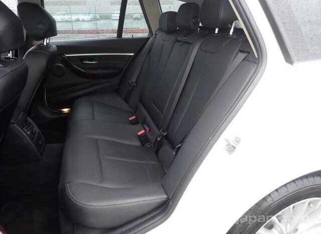 
								BMW 3 SERIES 2017/5 320I TOURING LUXURY full									