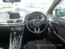 
										MAZDA AXELA 2017/4 15C full									