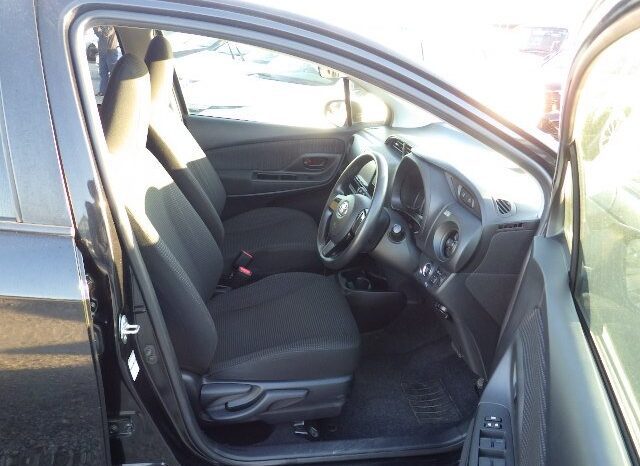 
								TOYOTA VITZ full									