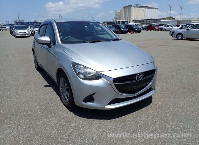 
								MAZDA DEMIO 2018/11 15C full									