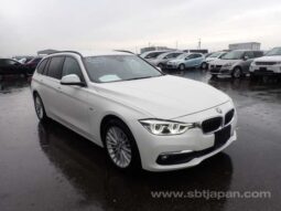 
										BMW 3 SERIES 2017/5 320I TOURING LUXURY full									