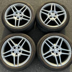 Mercedes-Benz W212 AMG Tire PIRELLI P ZERO 245/40R18 265/35R18 Set of 4 wheels Part number: A2124010300/A2124010400