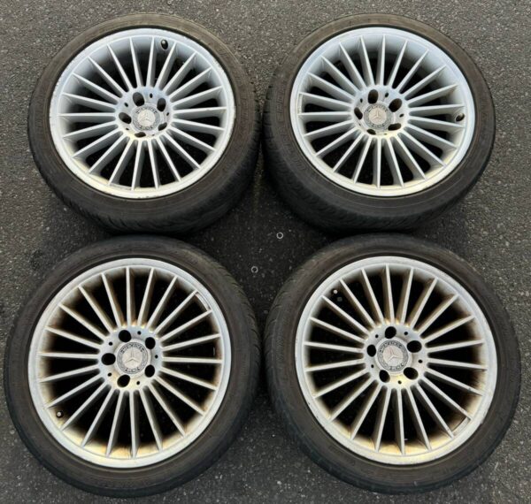 SL R230 AMG Genuine 18 inch Wheels 4pcs 8.5/9.5J-18 PCD112 5 Holes +30/+28 Hub 66.5 A2304011502 A2194011402 Mercedes-Benz