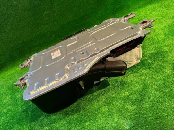Vezel DAA-RU3 Hybrid Battery Keihin 1K000-51E-J52 - Image 8