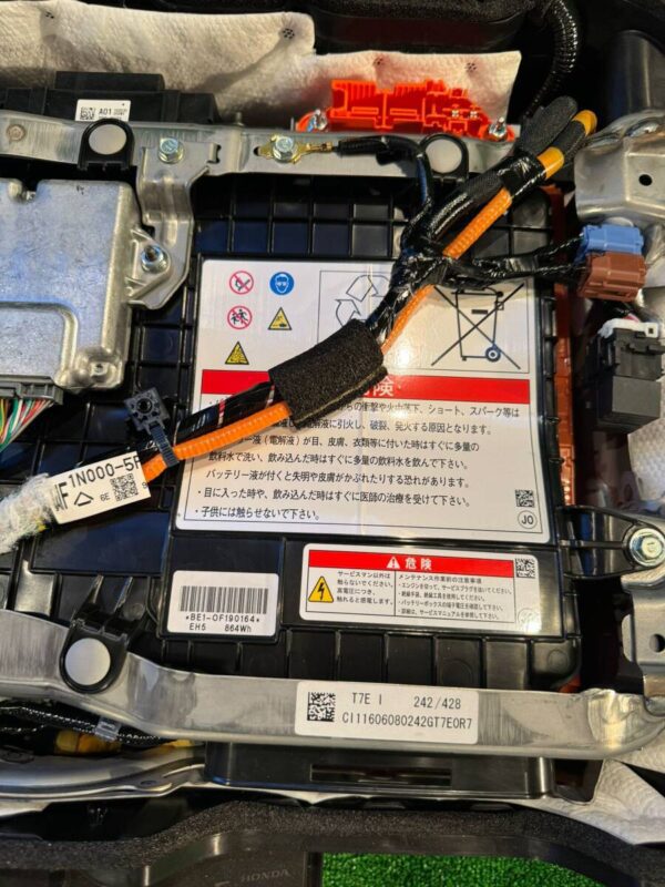 Vezel DAA-RU3 Hybrid Battery Keihin 1K000-51E-J52 - Image 6