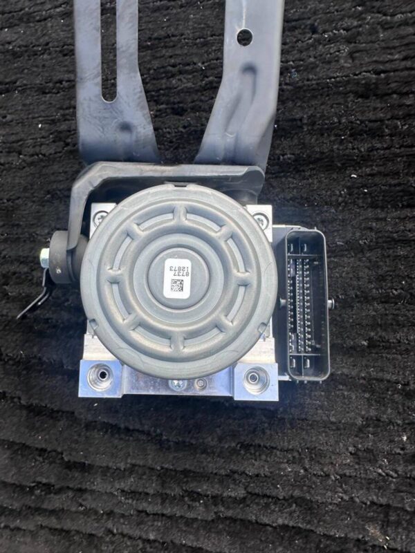 Genuine Subaru Impreza XV 《 GT7 》 ABS Brake Actuator 27536-FL040
