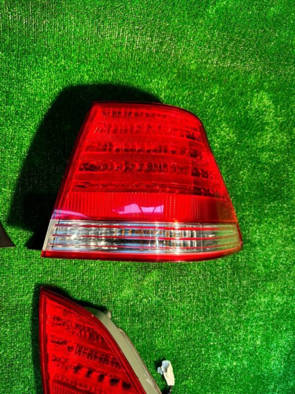 TOYOTA CROWN GRS180 GRS181 GRS182 GRS183 GRS184 Genuine Tail Lamp Set Ichikoh 30-303 30-304 4 pieces - Image 8