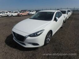 MAZDA AXELA 2017/4 15C